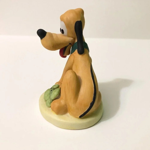 Vintage Walt  Disney Gift Ware Pluto with Crab Figurine Taiwan - Picture 4 of 14